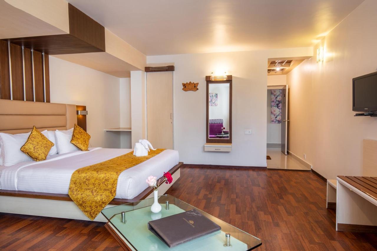 Poppys Pleasant Stay Кодайканал Экстерьер фото