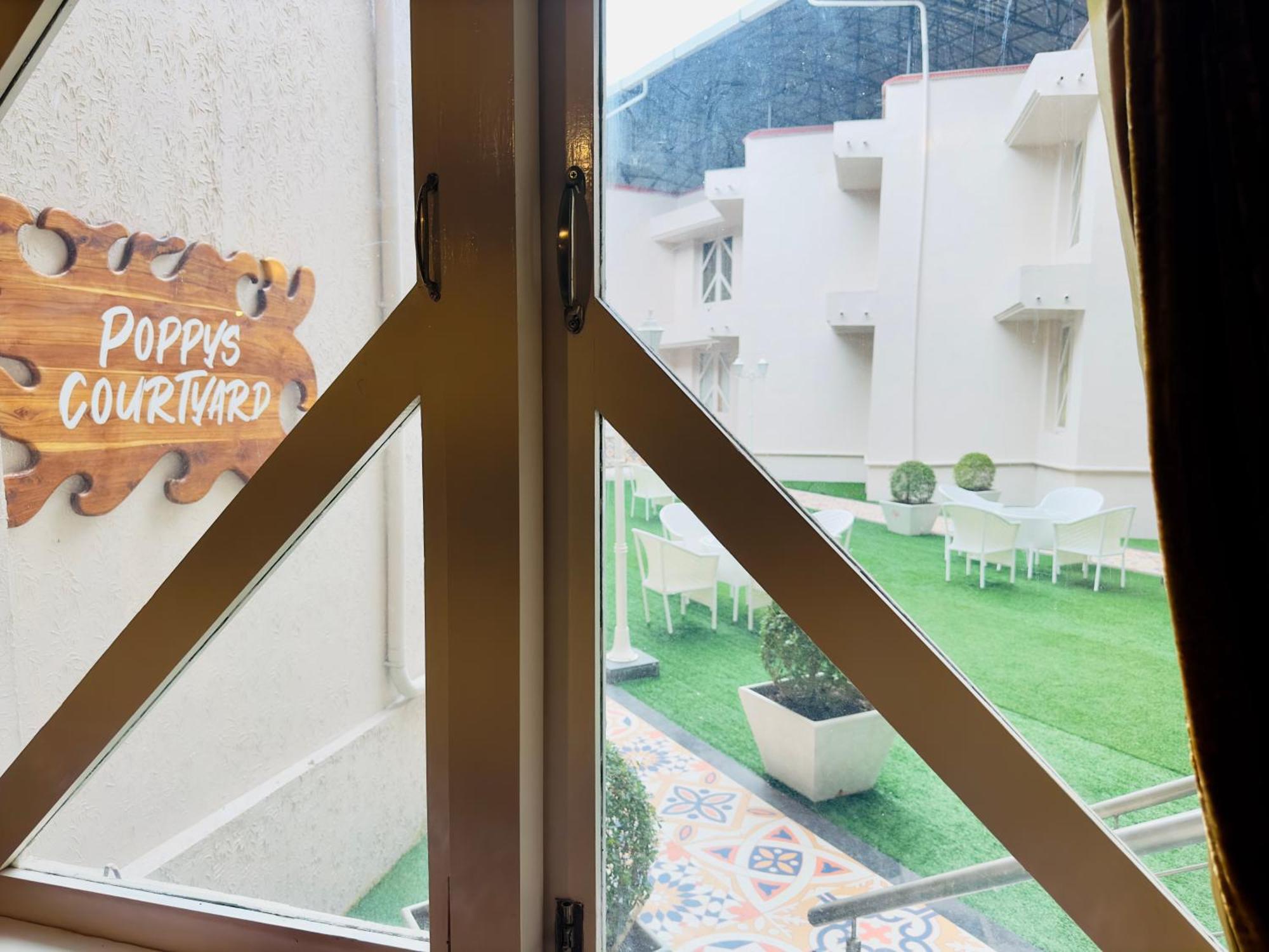 Poppys Pleasant Stay Кодайканал Экстерьер фото